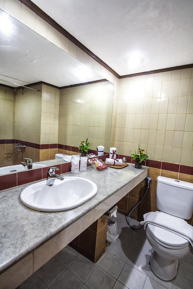 Sahid Kawanua Hotel Manado Kültér fotó