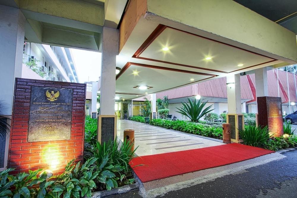 Sahid Kawanua Hotel Manado Kültér fotó