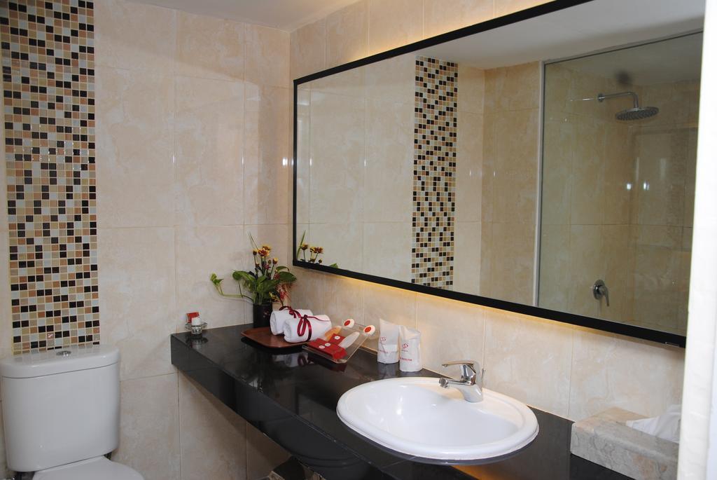 Sahid Kawanua Hotel Manado Kültér fotó