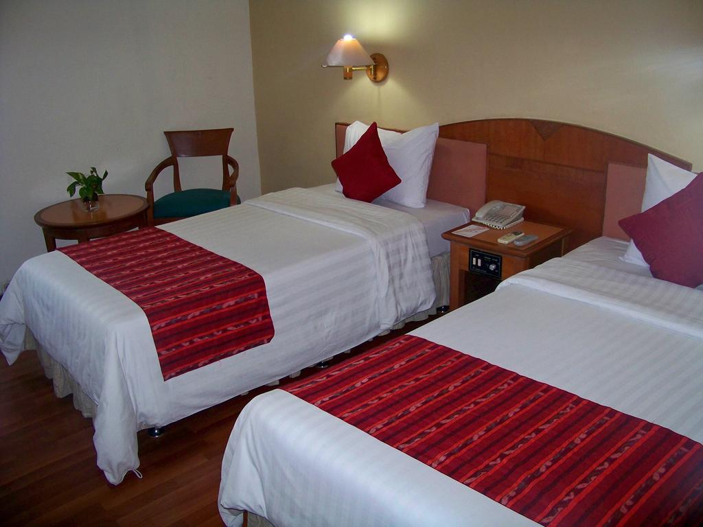 Sahid Kawanua Hotel Manado Kültér fotó