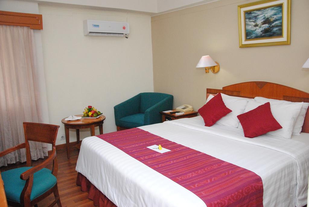 Sahid Kawanua Hotel Manado Kültér fotó