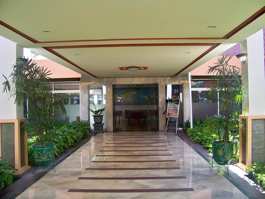 Sahid Kawanua Hotel Manado Kültér fotó